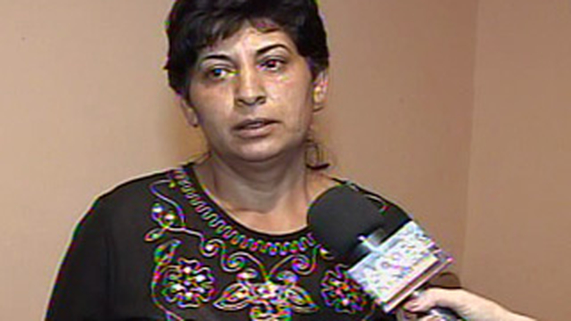 Mama lui Florin, primul castigator de la "Dansez pentru tine", a rupt tacerea: "Nu i-am cerut niciodata nimic! Iubita lui mine! E o lepra care nu stie sa-si spele nici chilotii!"