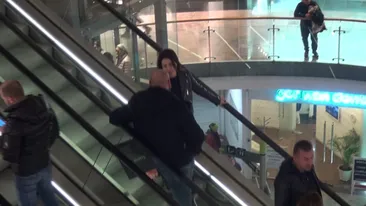 Bogdan Stelea & iubita plătesc parcarea ”fifty-fifty”!