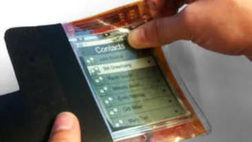 Revolutie in tehnologie! Canadienii dezvolta telefonul care se indoaie ca hartia!