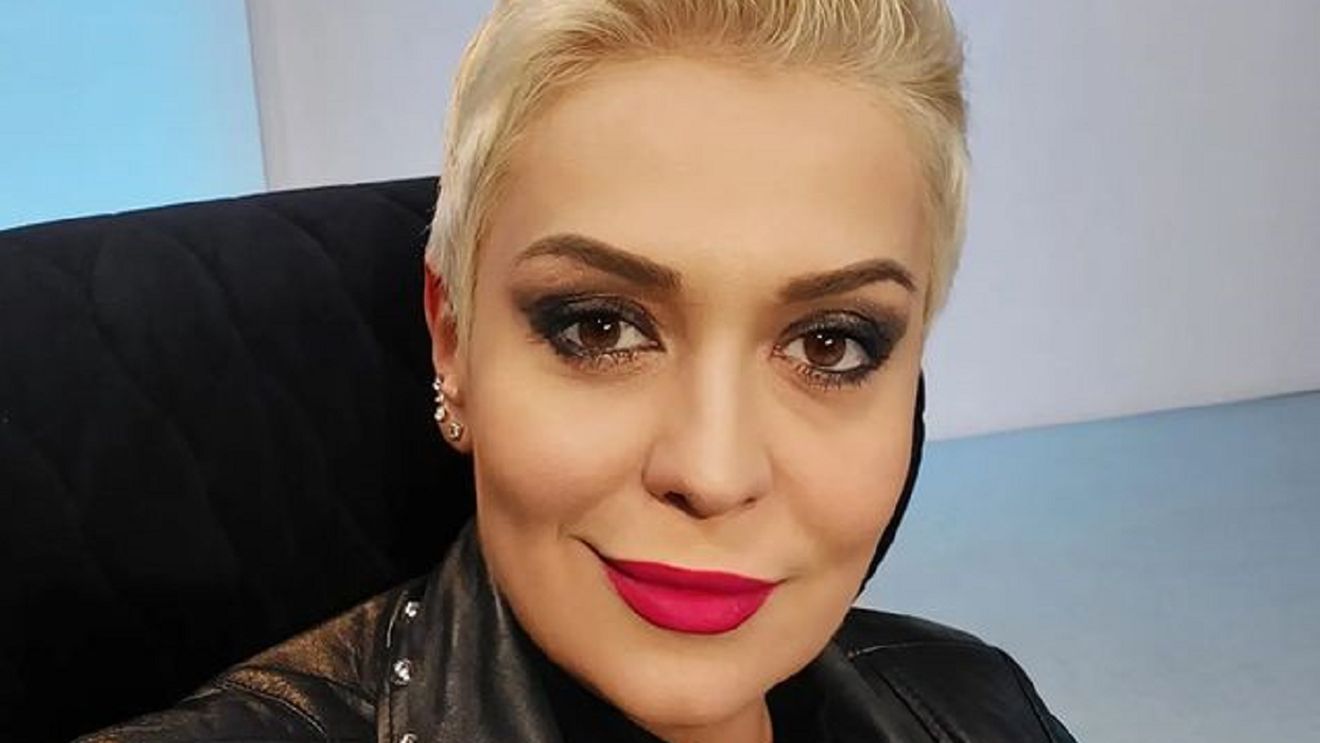 Ce truc are Monica Anghel pentru a ține pofta de dulce la distanță. Ce face timp de 2 zile