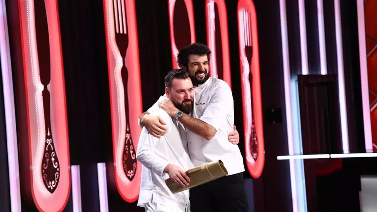 Cine este Alexandru Ionuț Dodoaia de la Chefi la cuțite, sezonul 17. Preparatul care i-a adus cuțitul de aur