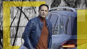 Ce mașină conduce, de fapt, Dan Negru. ”Regele audiențelor” a dat de pământ cu americanii, în viralul începutului de an, cu automobilele electrice