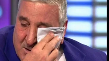 Rică Răducanu, complicații după ce a fost operat de urgență. Medicii nu îl vor externa astăzi: ”Sunt mort, nu mai pot, tată!”