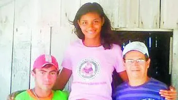 La 14 ani, are 2,06 metri