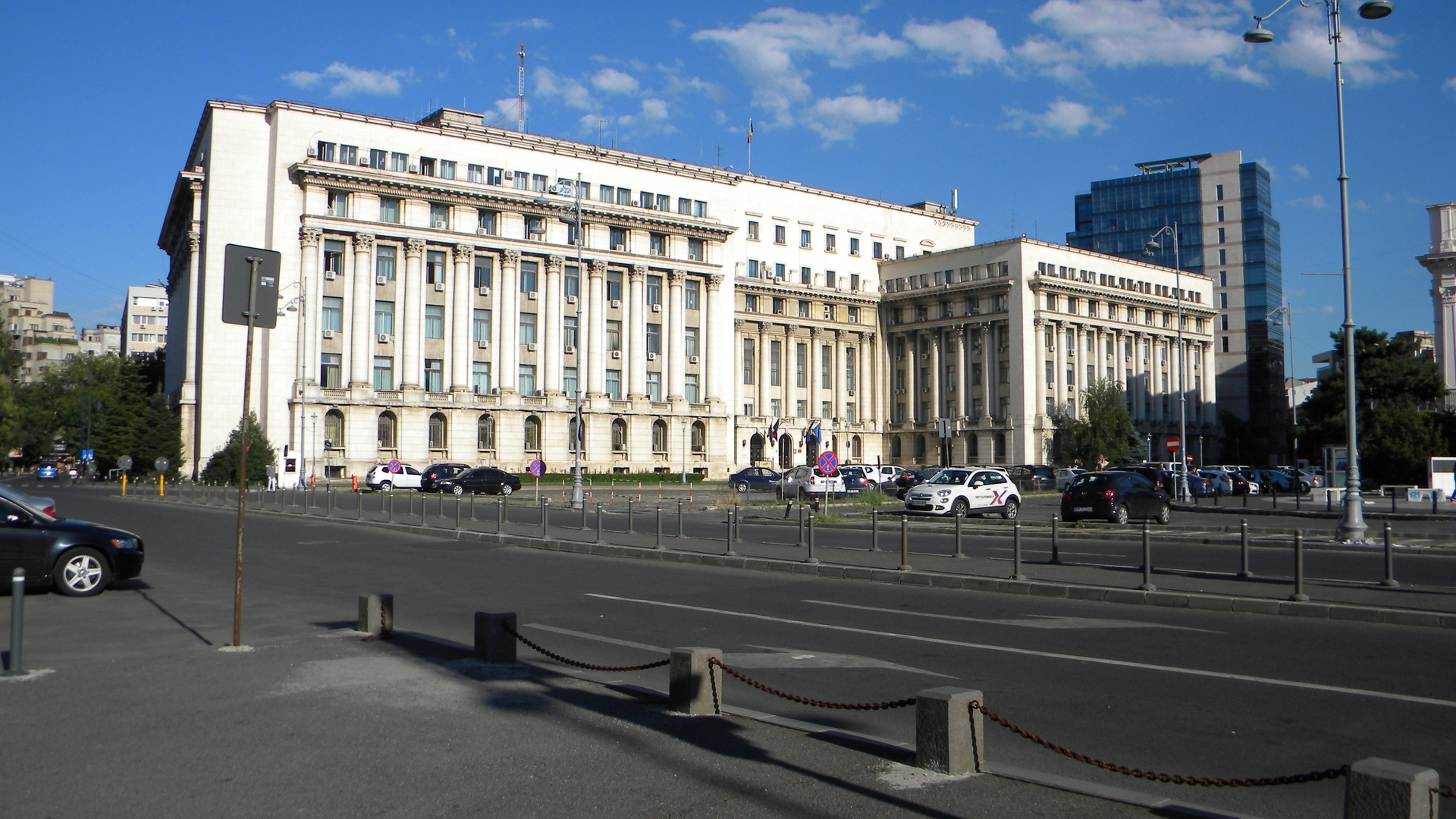 Replica MAI pentru un român interesat de drogurile de pe litoral i-a lăsat mască pe toți