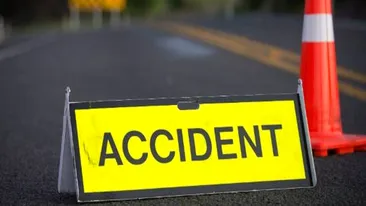 Grav accident în Bistrița-Năsăud. Un polițist de 22 de ani a murit după ce s-a izbit cu mașina de un autobuz