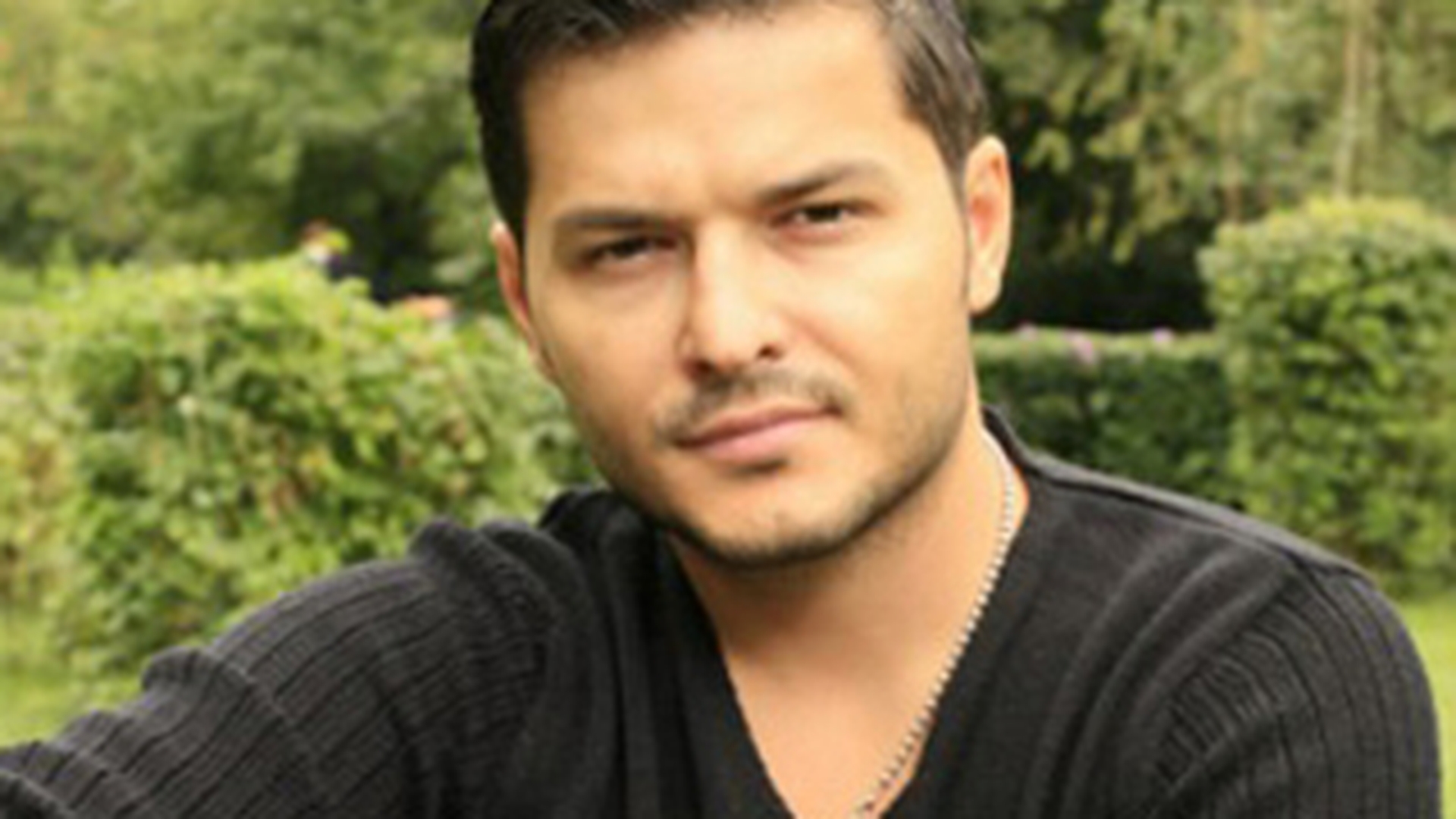 Liviu Varciu a ramas fara cont pe o retea de socializare! Vezi cum s-a intamplat