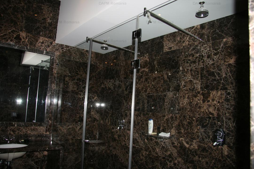 Aceasta este cea mai scumpă vilă din Bucureşti, aflată la vânzare pe internet! Am intrat in ”Palatul” de 3,3 milioane E! CANCAN.ro a aflat povestea casei cu 15 camere şi 8 băi