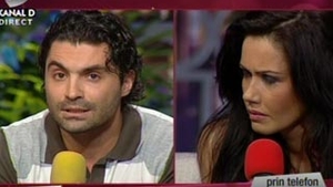 VIDEO Dialog dement intre Pepe si Oana: "Am adus preot sa te exorcizeze! Du-te la Vatican ca a intrat diavolul in tine!" - "Esti un taran fara mine, nici nu te mai razi"