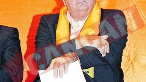 Un deputat vindeca prin bioenergie