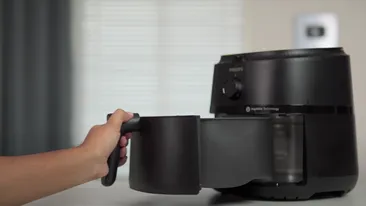 Cât de sănătos este să gătești într-un air fryer? Ce spun nutriționiștii:  „Friteuza cu aer cald nu este magică”