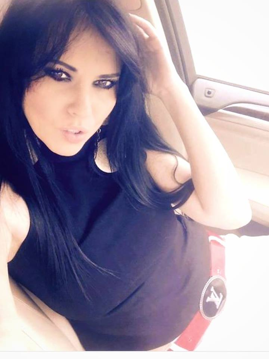 Raluca Macovei a născut în mare secret! Primele poze cu bebelușul și ce nume i-a pus