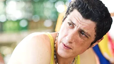 Costi Dita din serialul Las Fierbinti: Prefer sa joc smecherasul - Afla ce parere are despre personajul sau, Giani!