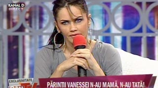 VIDEO Scandal incredibil! Parintii Vanessei au injurat-o pe Zavoranca si au sarit la bataie!