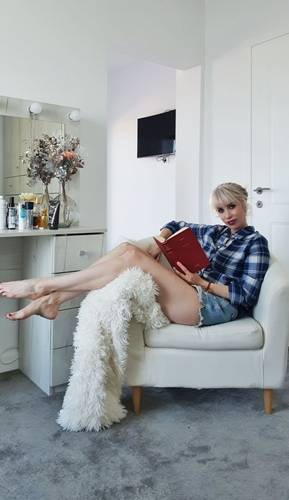 Cântăreața Annes și-a anulat nunta! Motivul pentru care nu mai îmbracă rochia de mireasă: “Am sunat și la biserica, pentru că…”
