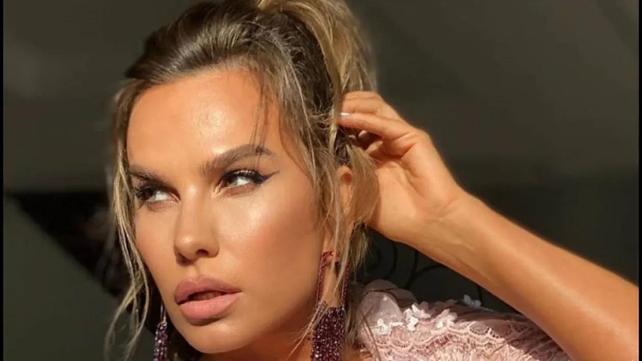 Anna Lesko, pictorial după pictorial! Și-a arătat sânul, apoi a oferit imaginea zilei