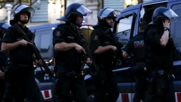 Poliţia spaniolă a oprit un al doilea atac, după cel de la Barcelona. 5 teroriştii cu centuri cu explozibil, împuşcaţi