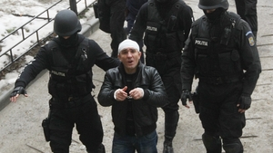 Asta a fost nunta anului pentru interlopii din Romania! S-a mancat bivol la protap, iar cadoul Camatarilor a fost maxim!