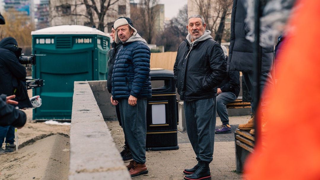 Șef de închisoare în cel mai nou în film în care joacă, Serghei Mizil își amintește clipele de groază trăite când chiar a fost aruncat după gratii. În pușcărie, direct din Los Angeles: ”Pe cană scria cu cuiul…”