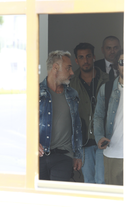 CANCAN.ro a transmis LIVE de la cel mai tare party al acestei veri. Singurele imagini cu miliardarul Vacchi la NUBA: Şi-a ”dezlănţuit” dansul care l-a făcut celebru şi…