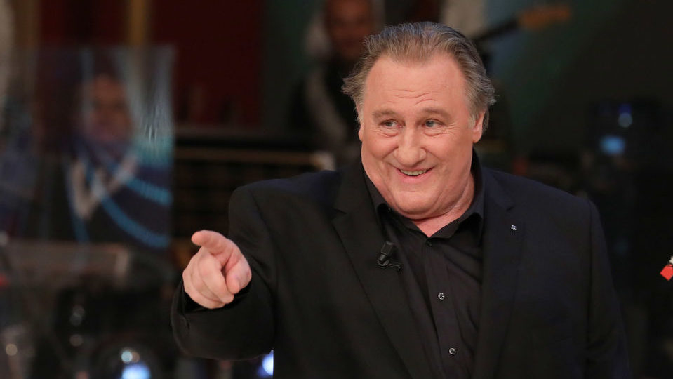Gerard Depardieu vine în România