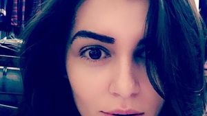 Monica Gabor se îmbogăţeşte pe Internet! Este la un pas să încaseze un milion de dolari