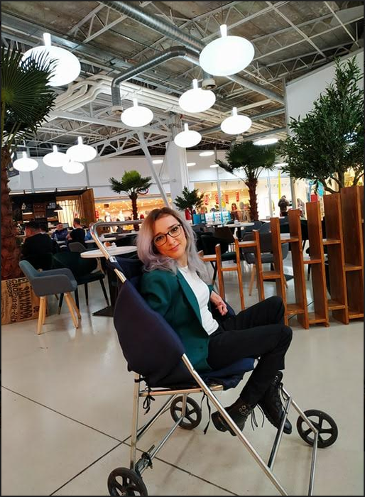 Carmen Vasilescu, PR-ița specială a vedetelor, uimește din nou: ”Trebuie să încerc!”
