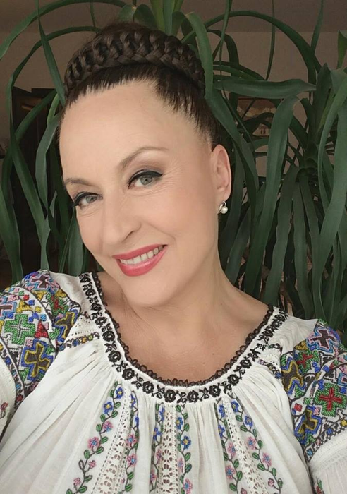 Maria Dragomiroiu, pe mâna medicilor esteticieni: „Am fost la un medic foarte cunoscut din București si mi-am făcut o…”
