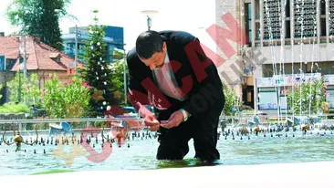 S-a racorit si a strans si bani de-o bere