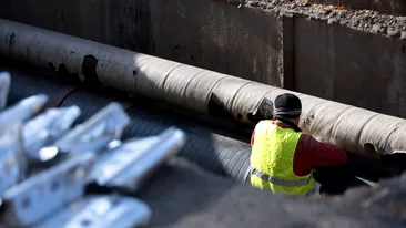 Blocurile din București rămân iar fără apă caldă și căldură. Peste 1.100 de blocuri, avariate. Zonele în care se fac lucrări