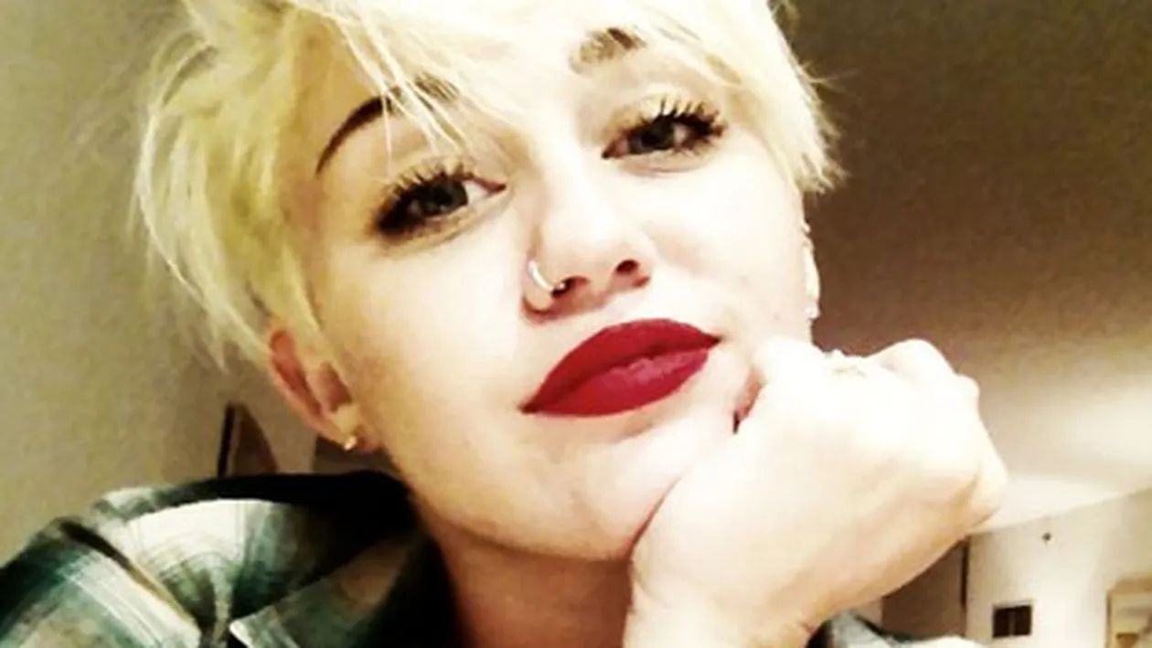 Miley Cyrus: V-am mintit! Nimic nu a fost real! Totul este un mare fals. Despre ce vorbeste cantareata
