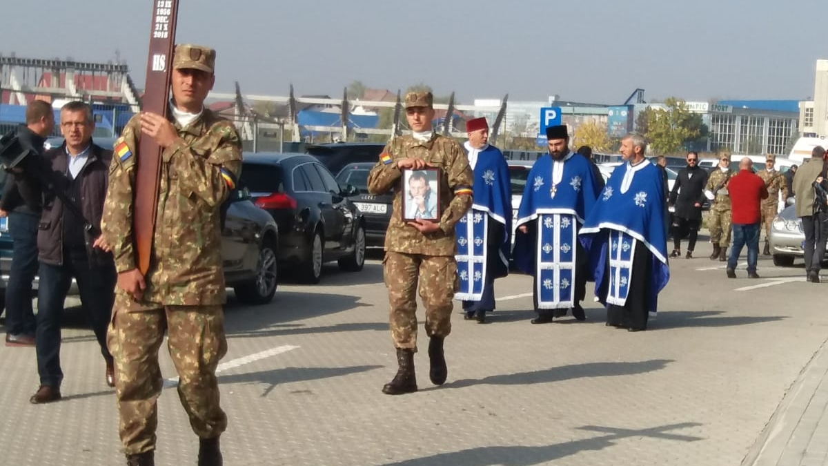 Gică Hagi a făcut un gest emoționant lângă sicriul lui Ilie Balaci