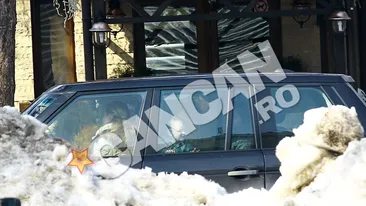 Primele fotografii de paparazzii cu baietelul Cristinei Rus! Ghici cu cine seamana?