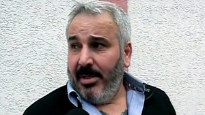 El este fiul secret a lui Sile Camataru! Toti “soldatii” tatalui sau stau drepti in fata lui!