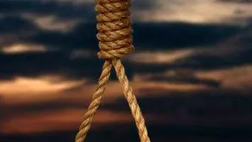 Un barbat de 33 de ani si-a pus capat zilelor! S-a spanzurat in cotetul de pasari!