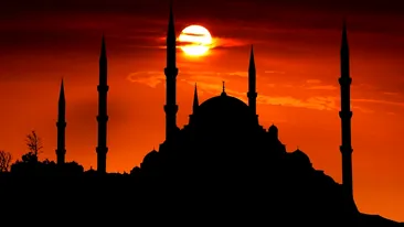 Așa ceva nu s-a mai pomenit. Melodia „Bella Ciao” a răsunat într-o moschee din Turcia, în locul chemării la rugăciune. VIDEO