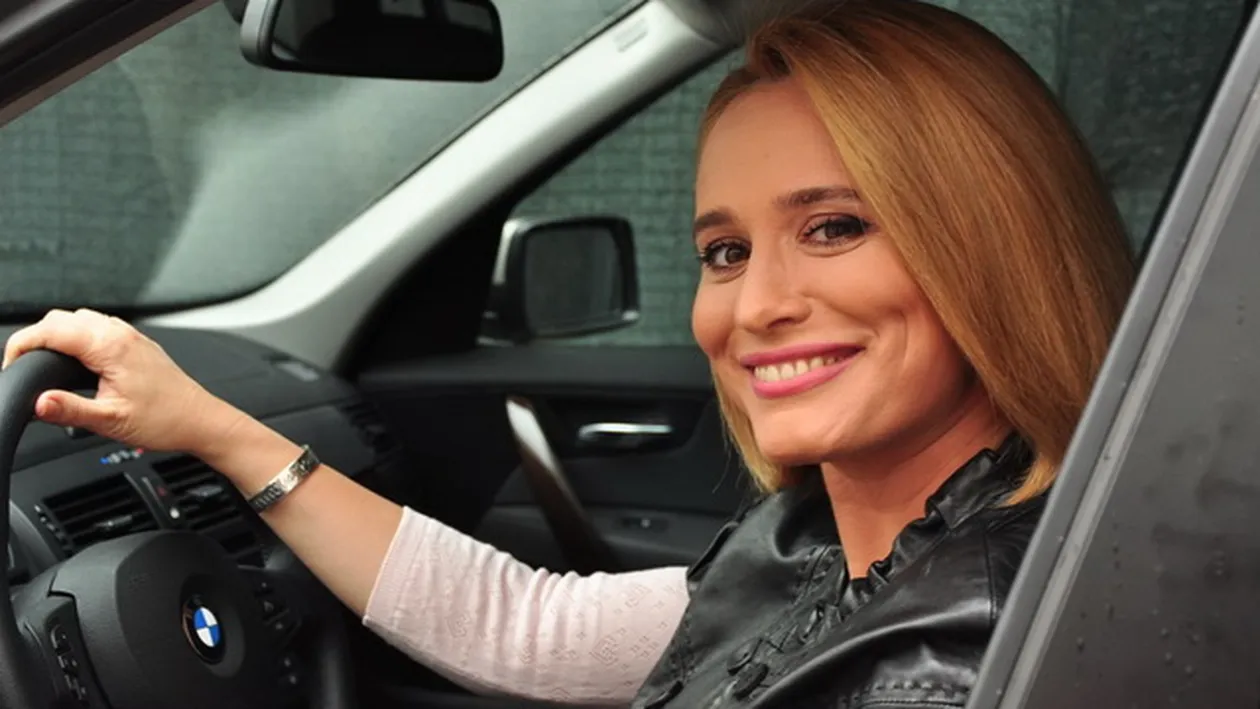 Ziua pe care Andreea Esca nu o va uita niciodata! Si-a lansat cartea in care toti ne putem regasi