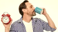 La ce oră trebuie băută cafeaua, de fapt. Dacă depășiți acest interval, efectele sunt grave