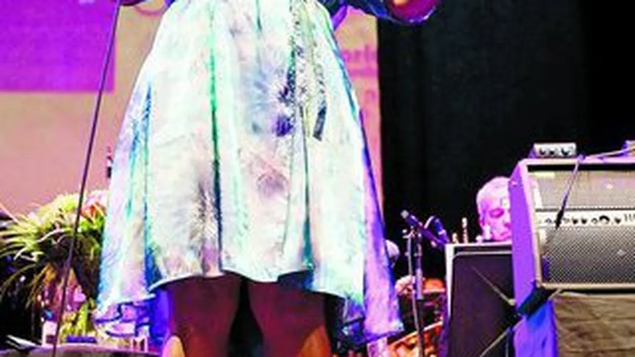 A invitat-o la spectacolul ei de la Londra