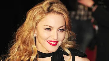 Madonna stârneşte din nou controverse! Fotografia pe care a postat-o cântăreaţa pe o reţea de socializare