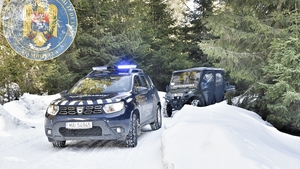 Ninsori viscolite pe platoul Bucegi! Salvamontiștii au sărit în ajutorul turiștilor