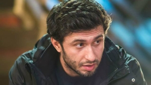 Faceţi cunoştinţă cu „marea dragoste“ a lui DRAGOŞ BUCUR! I s-a spus să renunţe la ea, dar nici nu a vrut să audă de aşa ceva