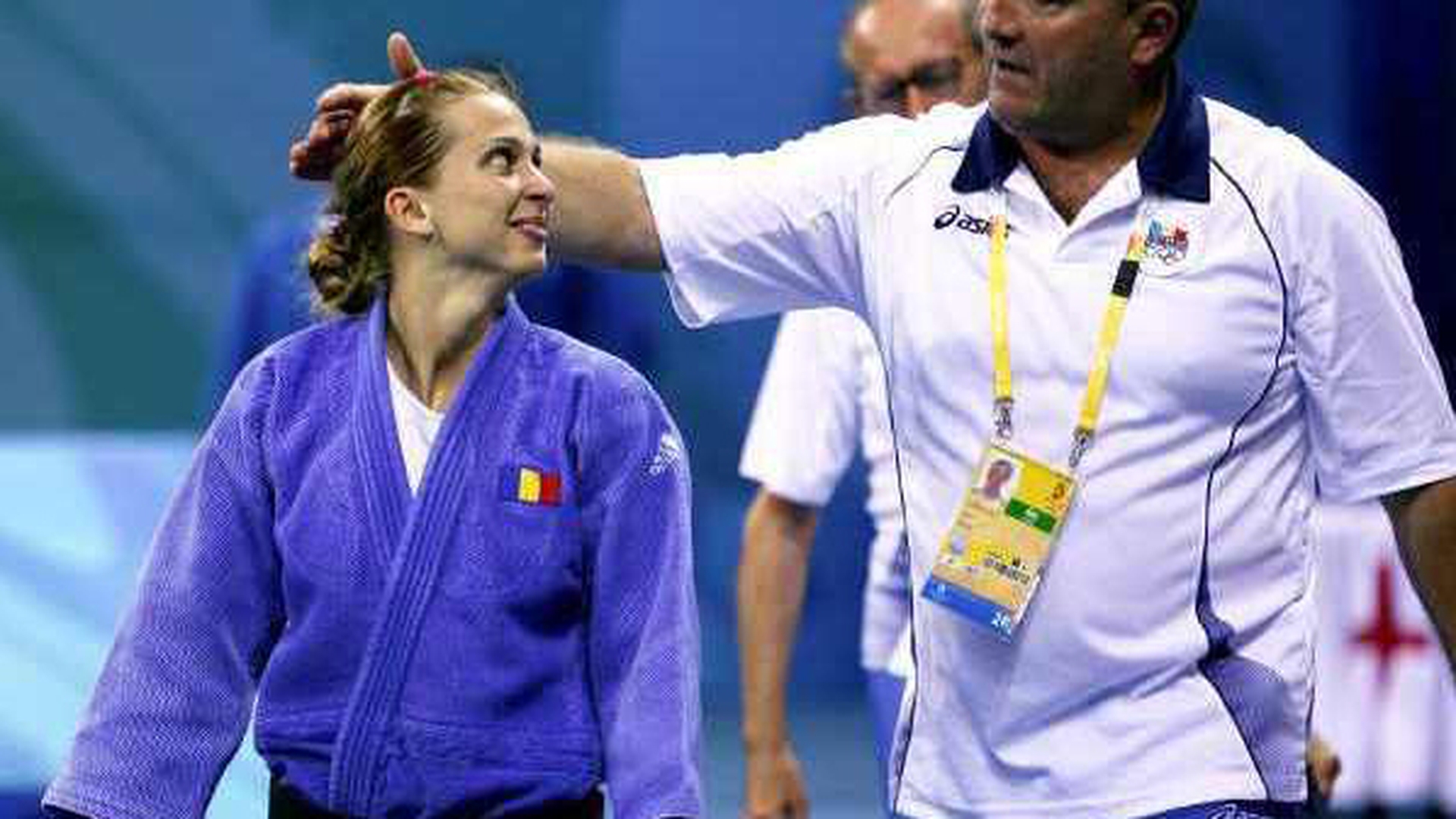 FLORIN BERCEAN, antrenorul lotului olimpic feminin de judo, acuzat că îşi bate practicantele