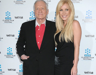 Cum se va împărţi averea lui Hugh Hefner. Cea de-a treia soţie nu se va alege cu nimic