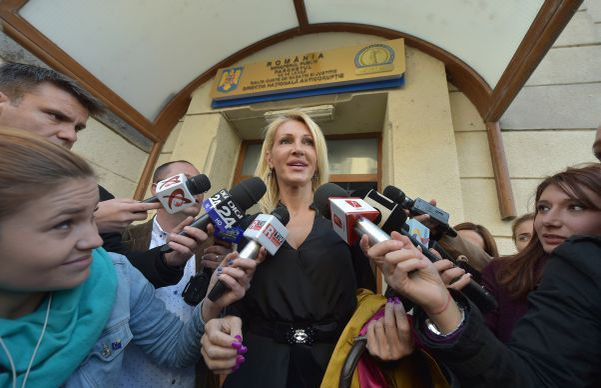 Alina Petre a depus o serie de denunturi la DNA