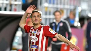 Motivul pentru care Marius Ștefănescu nu s-a transferat la FCSB. “Acolo s-a blocat!”