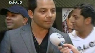 VIDEO Jean de la Craiova canta muzica indiana! Vezi de ce vrea sa cucereasca Bollywood-ul