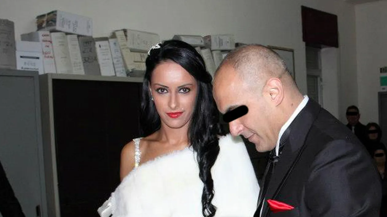 Viitoare mamica, fata lui Fane Spoitoru s-a maritat. A facut cununia civila in Italia