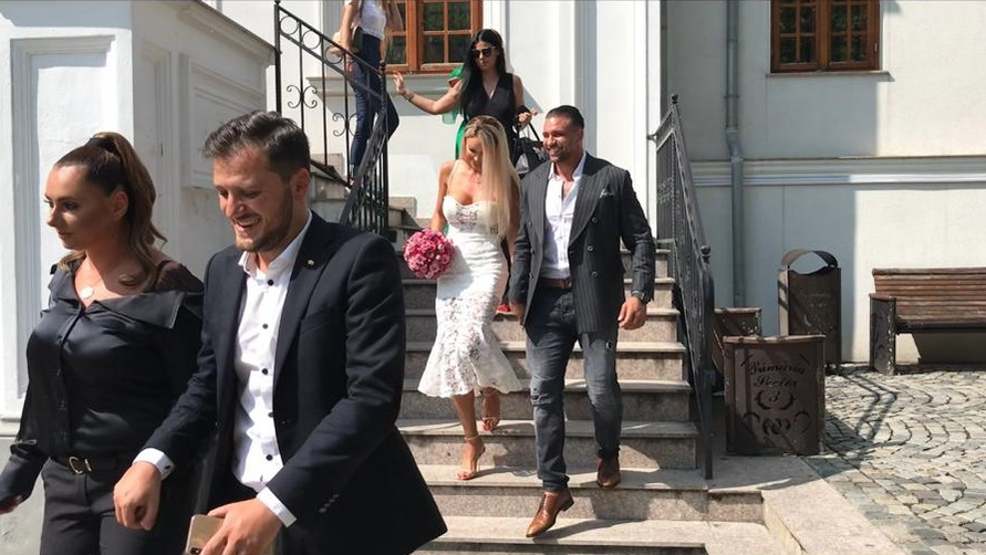Bianca Drăgușanu, Alex Bodi și nașii celor doi