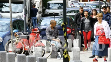 ”Burlacul” e biciclist convins! Când VLADIMIR DRĂGHIA apare, soarele răsare, în parcare!